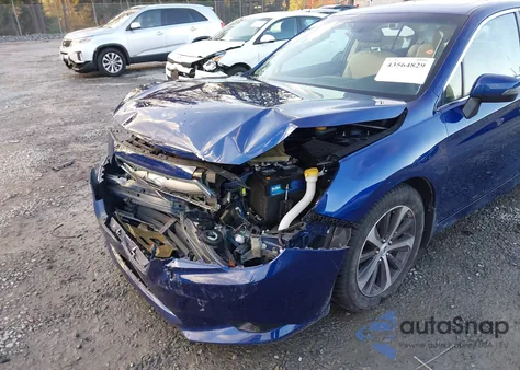 2015 Subaru Legacy 2.5I Limited из США, поврежденный, VIN 4S3BNAN61F3048059